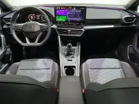Usado Seat Leon FR 150 CV (110 kW) 2025 Negro Familiar
