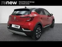 Usado Renault Captur Techno 90 CV (66 kW) 2024 Carrocerka rojo dese SUV