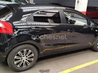 Usado Kia Rio 85 CV (62 kW) 2013 Negro Berlina