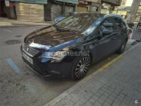 Usado Seat Leon ST Reference 110 CV (80 kW) 2016 Negro Familiar