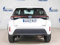 Usado Toyota Yaris Hybrid Business Edition 116 CV (85 kW) 2022 Blanco SUV