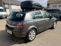 Usado Opel Astra Enjoy 110 CV (80 kW) 2009 Gris / plata Berlina