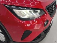 Używany Seat Arona Reference 95 KM (69 kW) 2022 Czerwony SUV