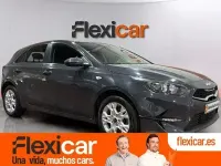 Usado Kia Ceed 136 CV (100 kW) 2023 Gris Utilitario