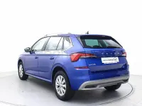 Usado Skoda Kamiq 110 CV (80 kW) 2022 Azul SUV