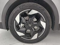 Usado Renault Captur Techno 100 CV (73 kW) 2025 Gris SUV