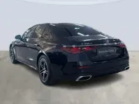 Usado Mercedes E300 313 CV (230 kW) 2025 Azul Berlina