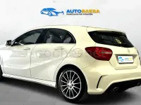 Usado Mercedes A180 AMG line 109 CV (80 kW) 2015 Blanco Utilitario