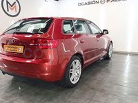 Usado Audi A3 Attraction 105 CV (77 kW) 2010 Gris / plata Berlina