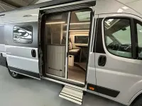 Usado Fiat Ducato 139 CV (102 kW) 2021 Gris Van