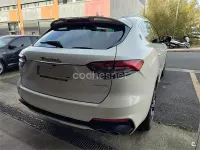 Usado Maserati Levante 530 CV (389 kW) 2021 Blanco SUV