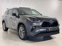 Usado Toyota Highlander Advance 247 CV (181 kW) 2022 Gris SUV