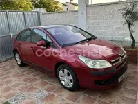 Usado Citroën C4 92 CV (67 kW) 2007 Granate Berlina