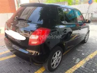 Usado Skoda Fabia Elegance 86 CV (63 kW) 2015 Negro Berlina