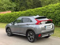 Usado Mitsubishi Eclipse Cross Motion 163 CV (119 kW) 2019 Gris / plata SUV