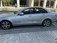Usado Mercedes C220 Avantgarde 150 CV (110 kW) 2008 Gris / plata Berlina