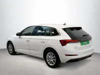 Usado Skoda Scala 110 CV (80 kW) 2022 Blanco Utilitario