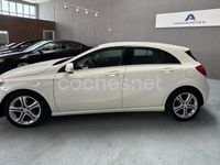 Usado Mercedes A180 AMG line 109 CV (80 kW) 2013 Blanco Berlina