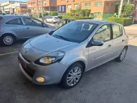Usado Renault Clio II Exception 105 CV (77 kW) 2010 Gris / plata Berlina