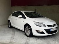 Usado Opel Astra Excellence 110 CV (80 kW) 2013 Blanco Berlina