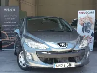 Usado Peugeot 308 120 CV (88 kW) 2010 Gris / plata Berlina