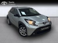 Usado Toyota Aygo X-play 69 CV (50 kW) 2024 Gris