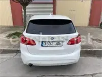 Usado BMW 216 Active Tourer 116 CV (85 kW) 2015 Blanco Monovolumen