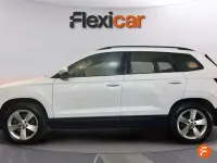 Usado Skoda Karoq Ambition 150 CV (110 kW) 2021 Blanco SUV