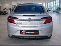 Usado Opel Insignia Business 120 CV (88 kW) 2016 Gris / plata Berlina