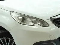 Usado Peugeot 2008 Active 82 CV (60 kW) 2015 Blanco SUV