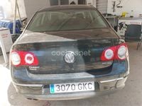 Usado VW Passat Advance 140 CV (102 kW) 2008 Verde Familiar