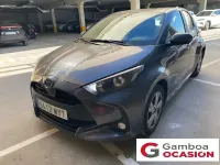 Occasion Toyota Yaris Hybrid Active 116 PK (85 kW) 2025 Grijs Sedan