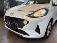 Usado Hyundai i10 67 CV (49 kW) 2022 Blanco Utilitario