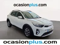 Usado Kia Stonic 101 CV (74 kW) 2025 Blanco SUV