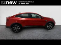 Usado Renault Arkana Zen 140 CV (102 kW) 2021 Roj0 deseo SUV