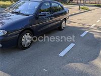 Usado Renault Mégane II Expression 110 CV (80 kW) 2002 Azul Berlina