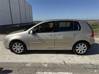 Usado VW Golf IV Sportline 102 CV (75 kW) 2005 Beige Berlina