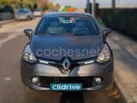 Usado Renault Clio IV Dynamique 122 CV (89 kW) 2014 Gris / plata Berlina