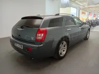 Usado Chrysler 300C Touring 193 CV (141 kW) 2006 Gris / plata Familiar