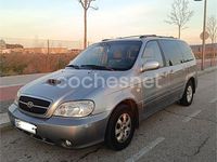 Usado Kia Carnival LX 144 CV (105 kW) 2006 Gris / plata Monovolumen