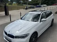 Usado BMW 330e 292 CV (214 kW) 2021 Blanco Familiar