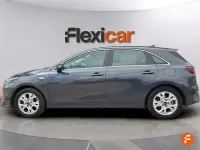 Usado Kia Ceed 136 CV (100 kW) 2023 Gris Utilitario