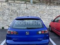 Usado Seat Ibiza Stella 100 CV (73 kW) 2003 Azul Utilitario