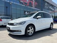 Usado VW Touran Advance 115 CV (84 kW) 2018 Blanco Monovolumen
