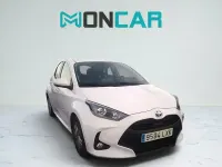 Usado Toyota Yaris Business Edition 116 CV (85 kW) 2021 Blanco Utilitario