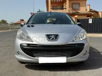 Usado Peugeot 206+ 70 CV (51 kW) 2011 Gris / plata Utilitario
