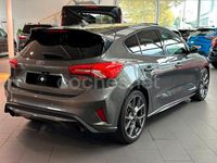 Usado Ford Focus ST 280 CV (205 kW) 2020 Gris / plata Berlina