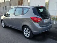 Usado Opel Meriva Enjoy 120 CV (88 kW) 2010 Gris / plata Monovolumen