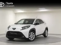 Usado Toyota Aygo X Play 72 CV (52 kW) 2025 Blanco SUV