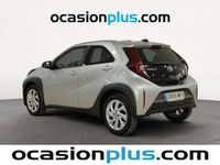 Usado Toyota Aygo Play 72 CV (52 kW) 2024 Gris Utilitario